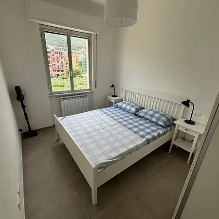 Delfino Marina dʼAndora